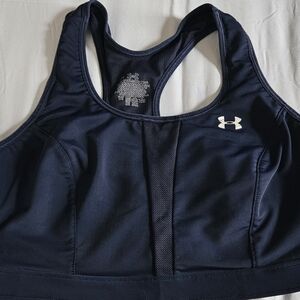 Pre-Owned Women's Navy Blue Under armour Sports Bra Size S/M